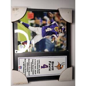 Brett Favre Commemorative Plaque